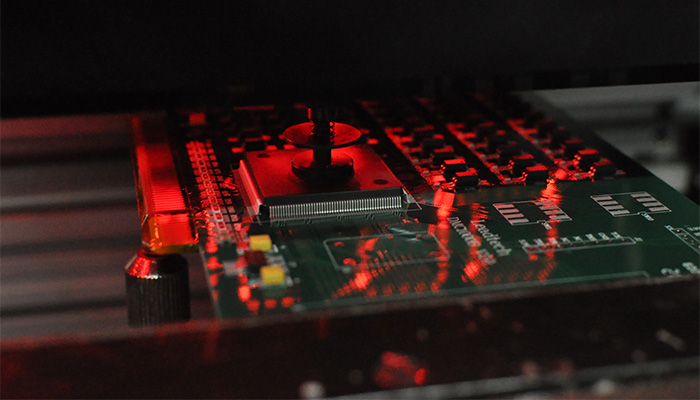 SMT貼片加工核心工藝與品質管控：電路板貼片組裝加工廠的技術密碼